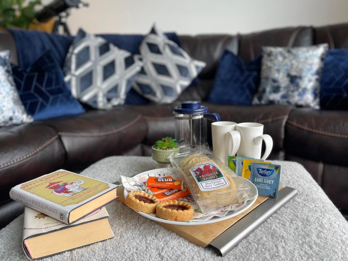 The Mermaids Watch Pendine Dog Friendly With Cymru Holidays Exterior photo