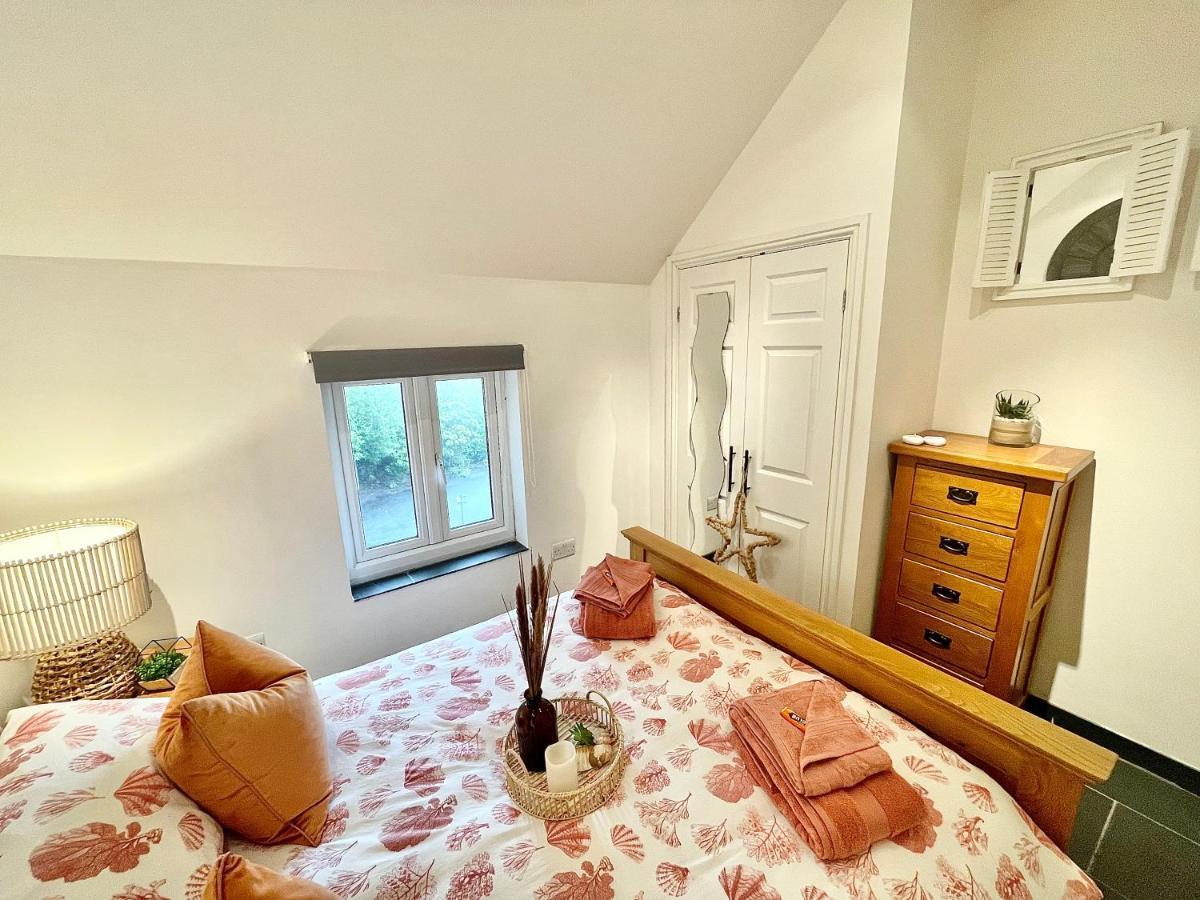 The Mermaids Watch Pendine Dog Friendly With Cymru Holidays Exterior photo