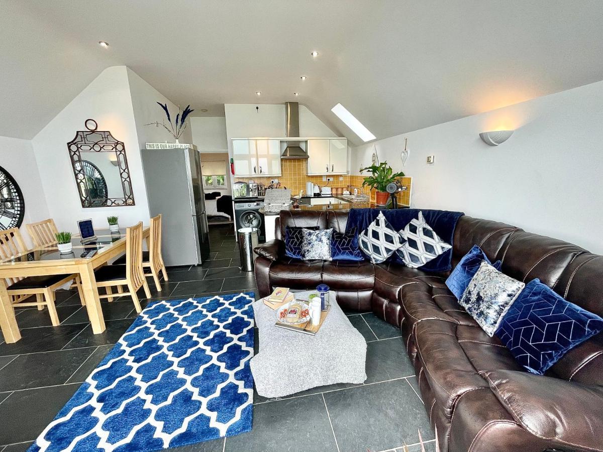 The Mermaids Watch Pendine Dog Friendly With Cymru Holidays Exterior photo